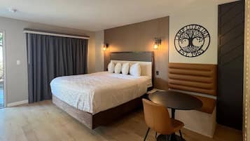 Desk, laptop workspace, blackout drapes, free WiFi