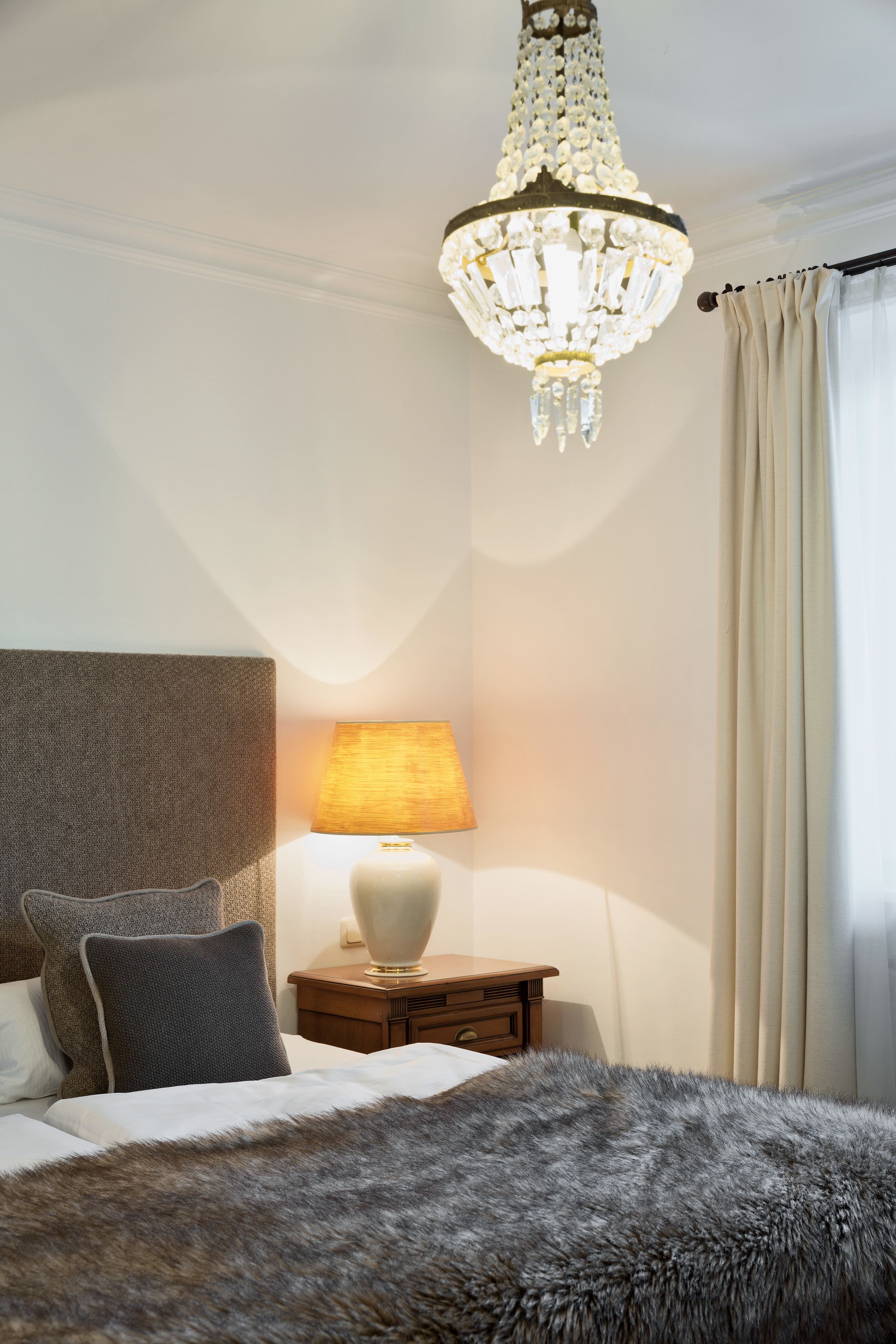 1 bedroom, hypo-allergenic bedding, minibar, in-room safe