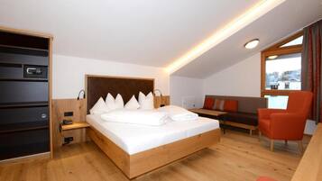 Hypo-allergenic bedding, in-room safe, free cots/infant beds, free WiFi