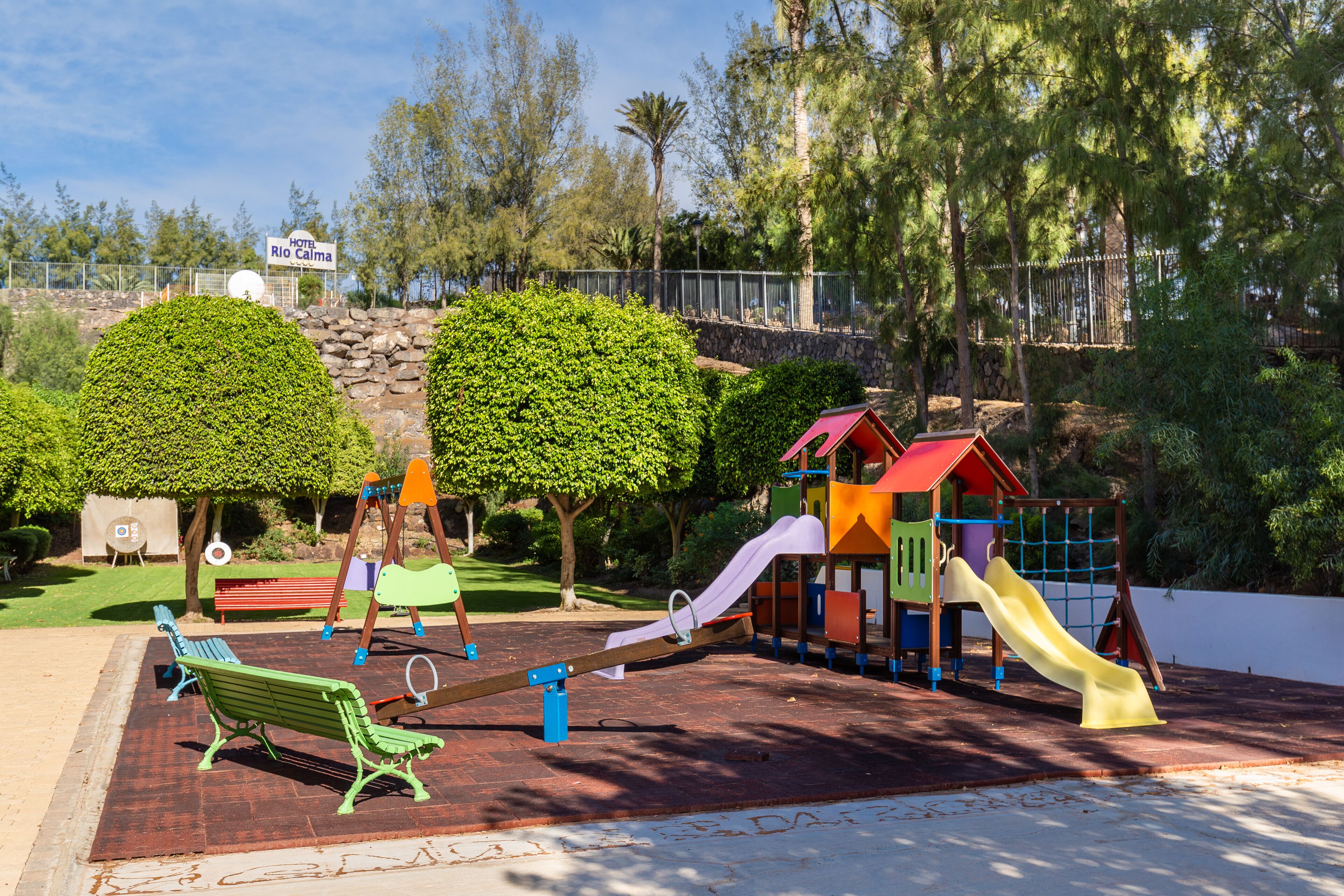 children’s play area – outdoor