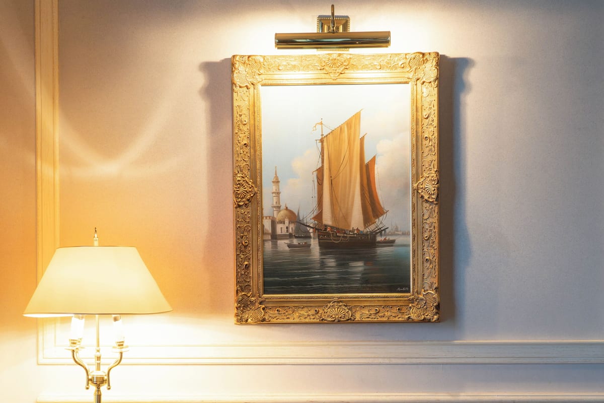 Suite | Allergitestet sengetøy, senger med overmadrass og minibar