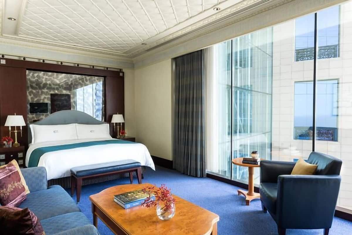 Allergikerbettwaren, Pillowtop-Betten, Minibar, Zimmersafe