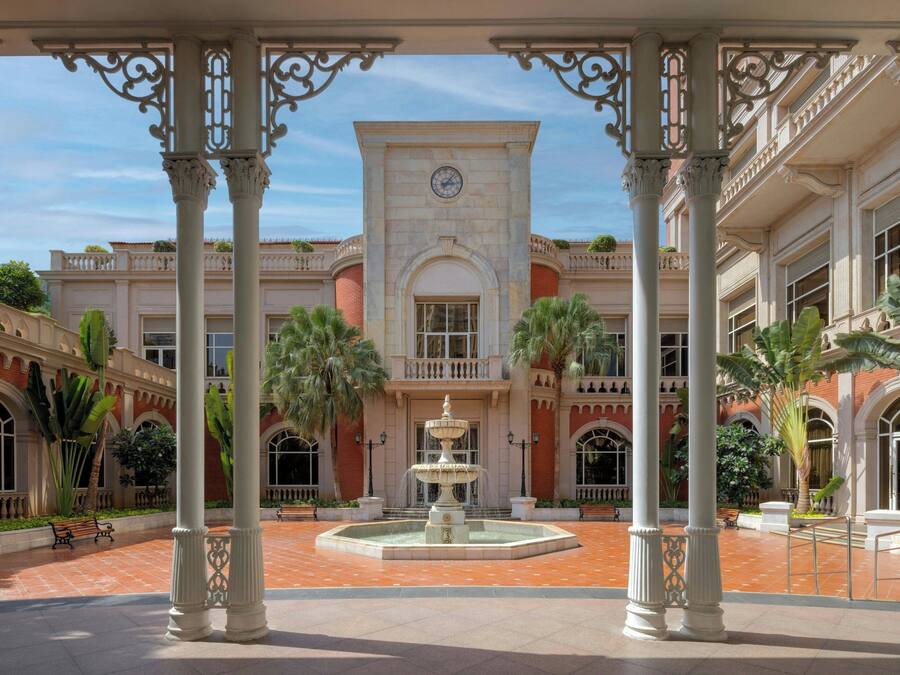 Pemandangan dari hartanah