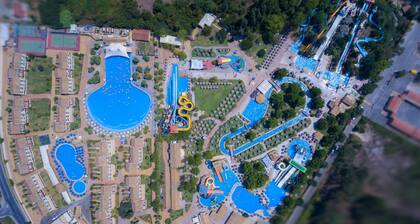 Aqualand Resort