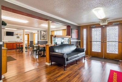 Econo Lodge Jacksonville near Little Rock Air Force Base