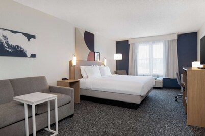 Spark by Hilton Summerville