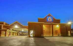 Exterior - Motel 6 Lester, PA - Philadelphia Airport (Essington)