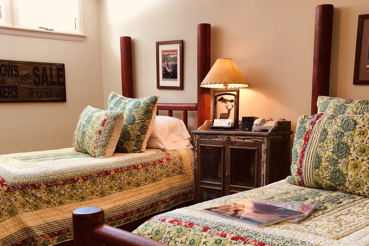 Premium bedding, individually decorated, individually furnished, desk