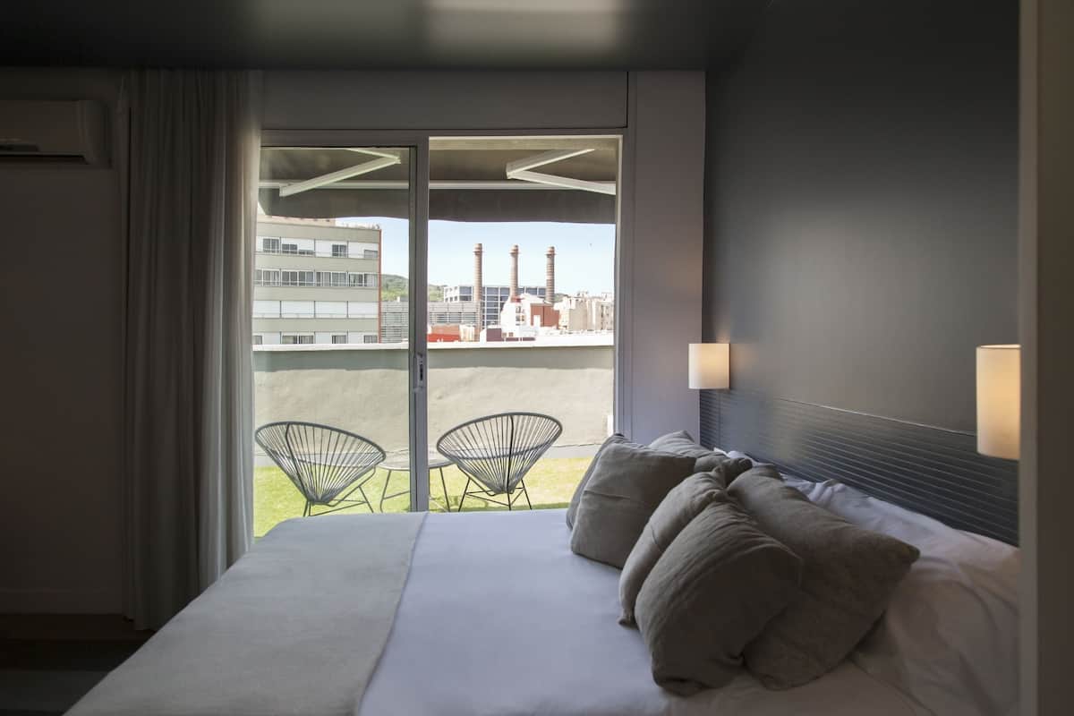 Habitación superior con 1 cama doble o 2 individuales, terraza | Vistas desde la habitación