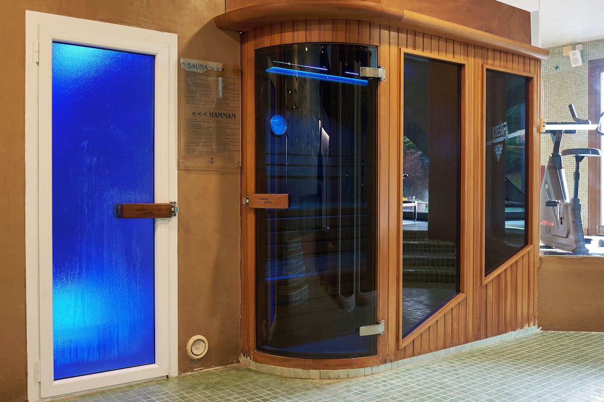 Hochwertige Bettwaren, Minibar, Zimmersafe, Schreibtisch