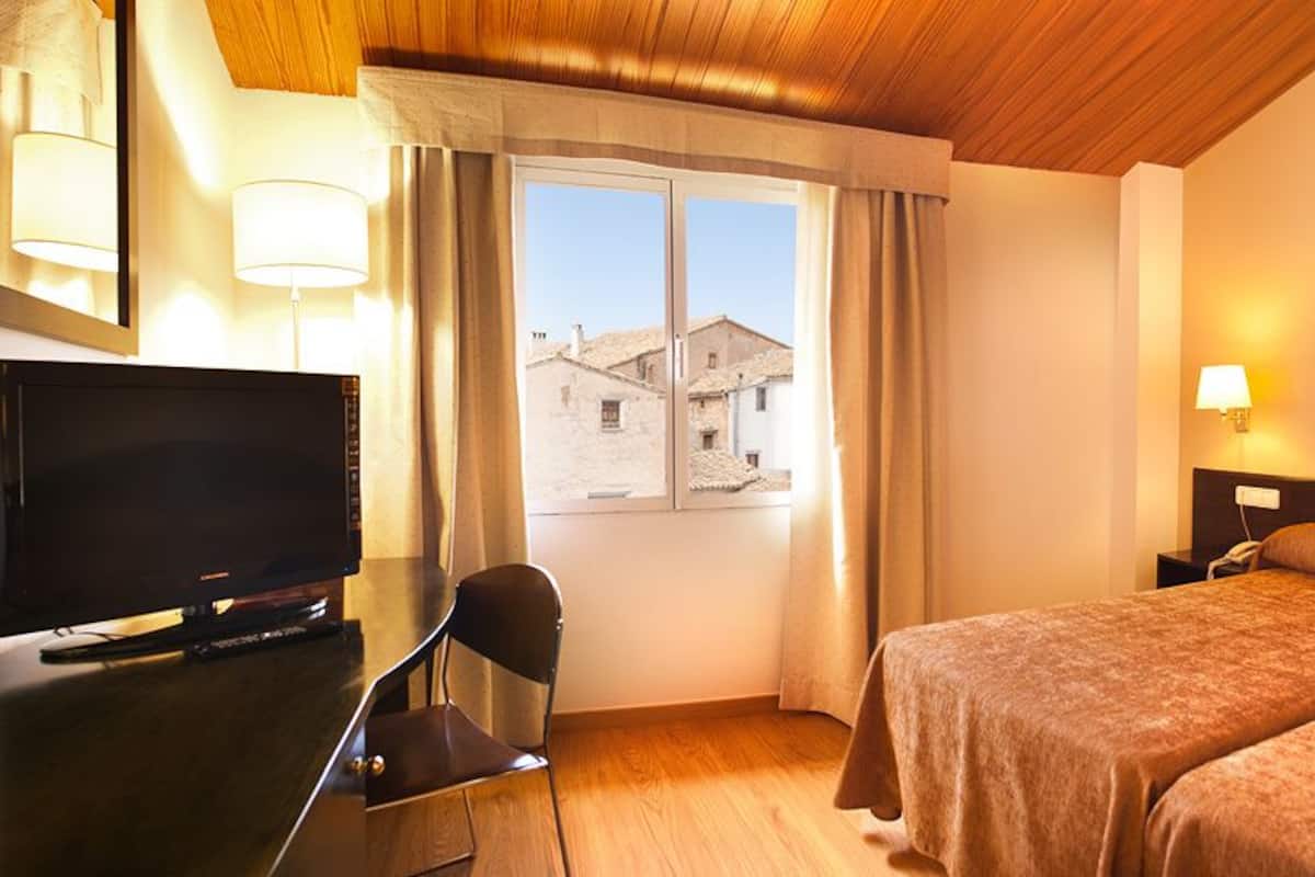 double room (2 adults + 1 child.) | in-room safe, free wifi