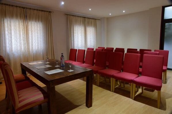 Meeting facility - ApartHotel MM Badajoz (Badajoz)