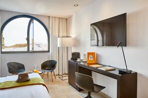 Allergitestet sengetøy, dundyner og minibarvarer (inkludert)