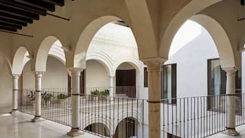 DĂ©tail de lâintĂ©rieur