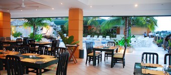 Peten Esplendido Hotel and Conference Center