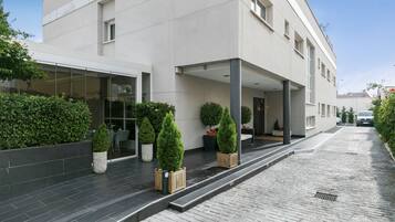 Façana frontal de l'allotjament