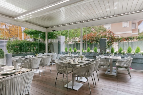 Globales Acis & Galatea