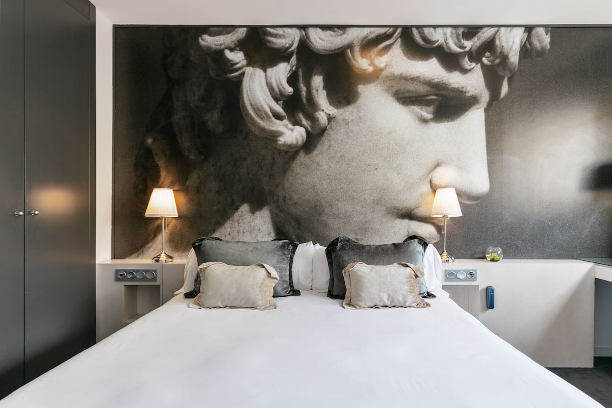 In-room safe, iron/ironing board, free WiFi, bed sheets