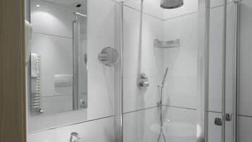 Ducha, artículos de tocador gratuitos, secador de pelo, bidet