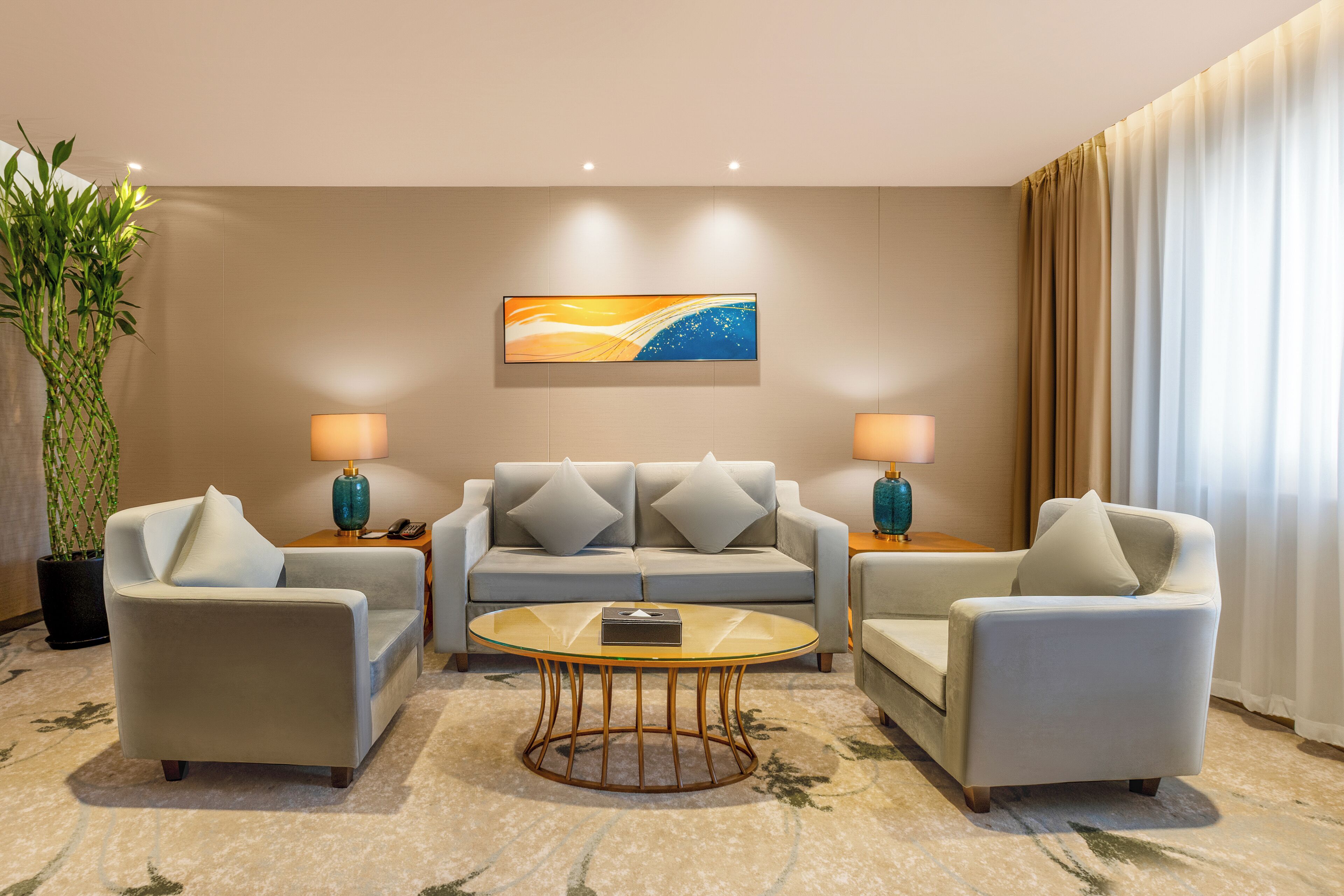 suite | living area | 32-inch lcd tv with satellite channels, tv