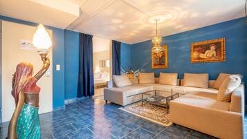 1 Schlafzimmer, Minibar, Zimmersafe, individuell dekoriert