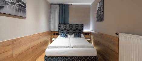 Habitació doble bàsica (Mozart) | 1 dormitori, roba de llit hipoal·lergògena i caixa forta a l'habitació