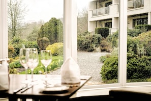 2 restaurants, breakfast, lunch, dinner served; Regional cuisine