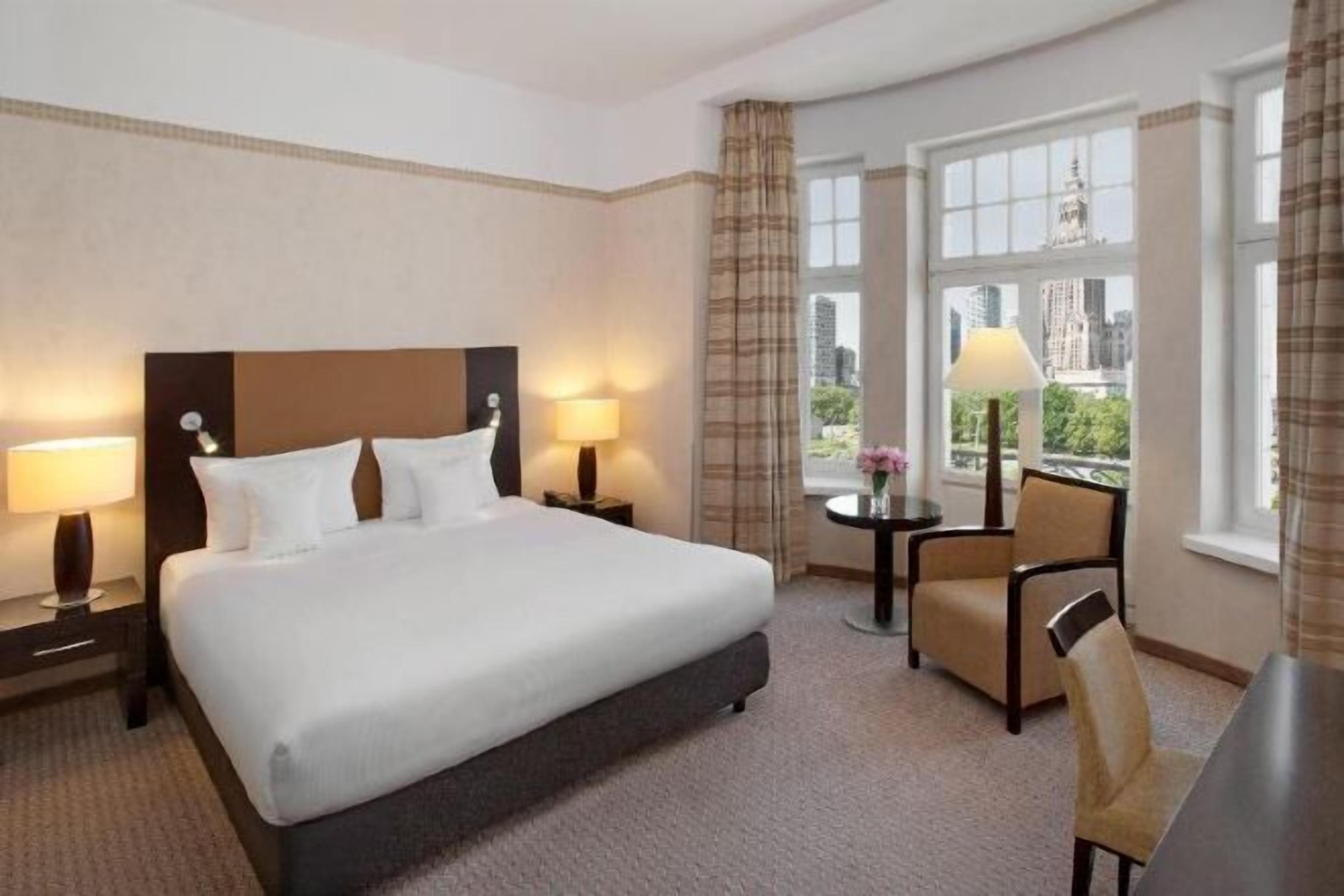 Ropa de cama hipoalergénica y minibar 