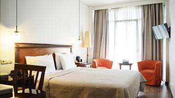 Habitación estándar con 1 cama matrimonial o 2 individuales | Sábanas de algodón egipcio, ropa de cama de alta calidad y edredón