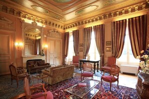 Salón