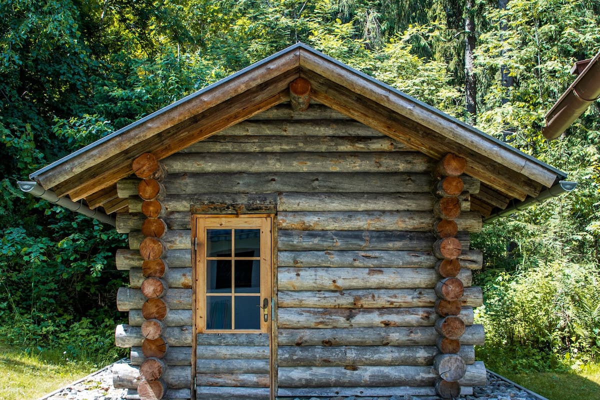 sauna, hot tub, steam room