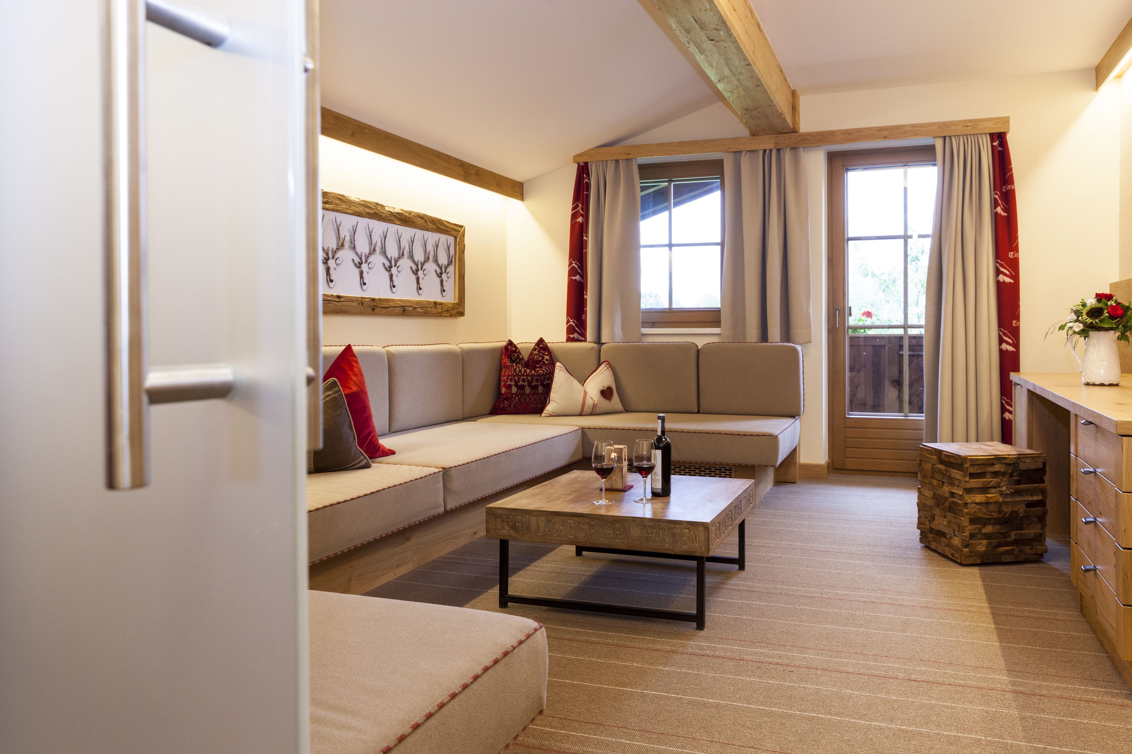 studio, 2 bedrooms | 1 bedroom, hypo-allergenic bedding, in-room safe, desk