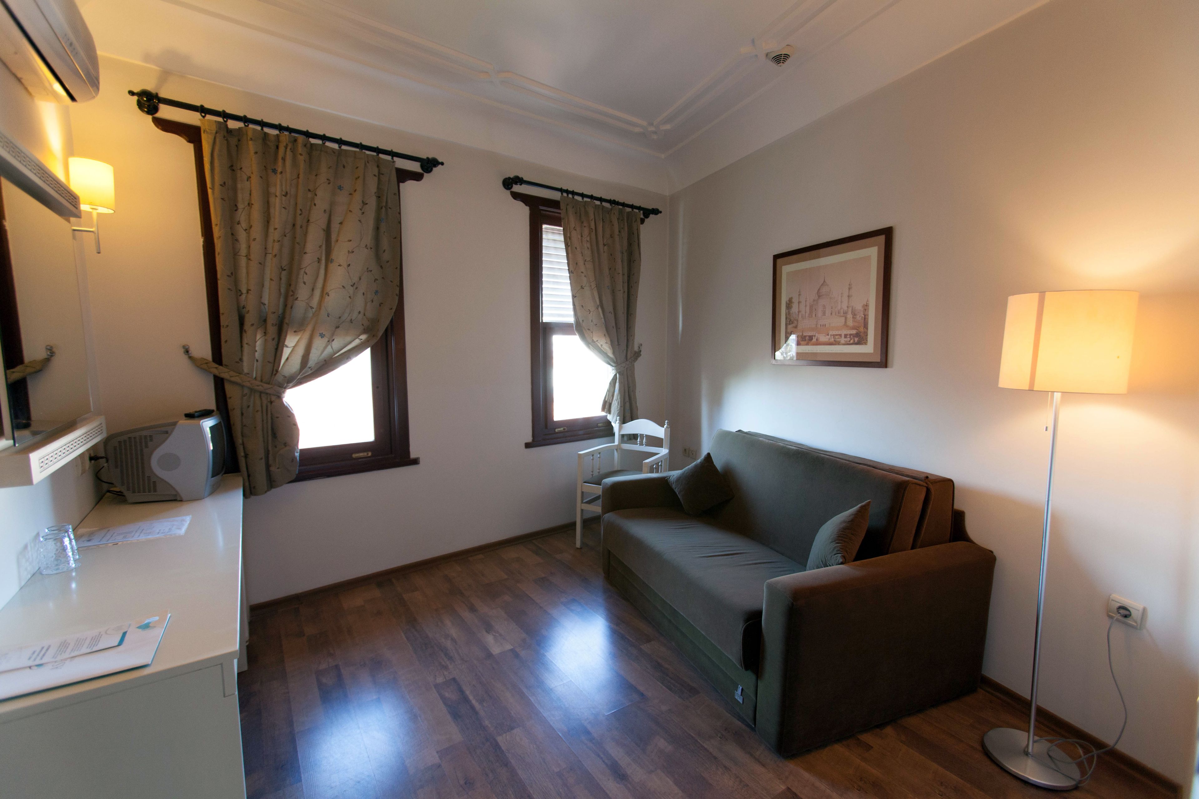 family room with garden view | view from room