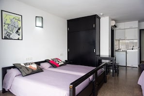 Desk, free WiFi, bed sheets