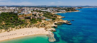 Auramar Beach Resort