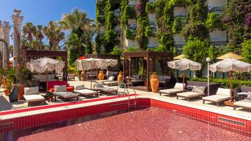 Indoor pool, 3 outdoor pools, pool umbrellas, sun loungers