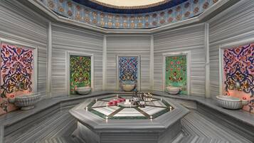 Couples treatment rooms, sauna, hot tub, steam room, Turkish bath