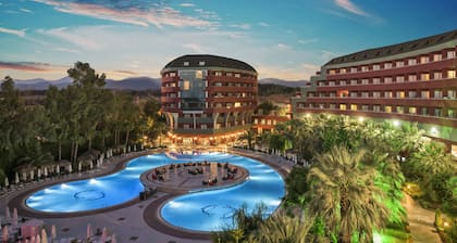 Delphin Deluxe Resort Hotel - All Inclusive