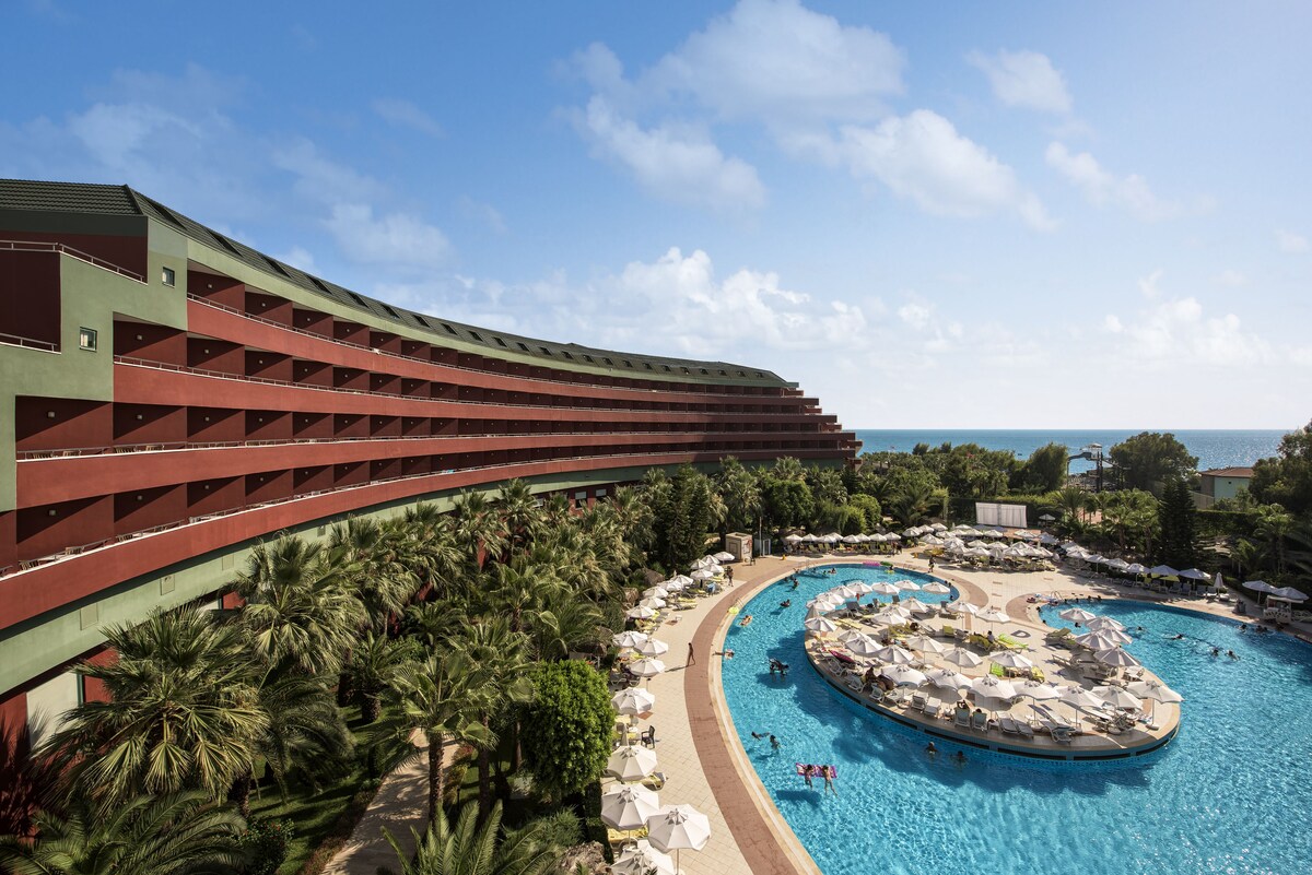Delphin Deluxe Resort Alanya Transfer
