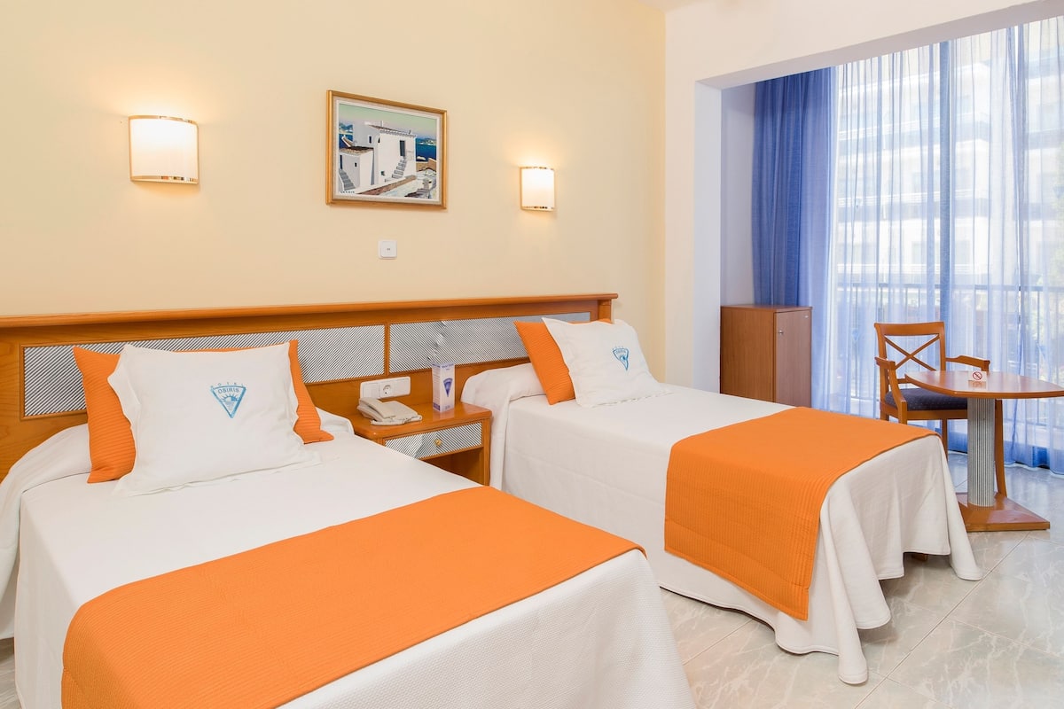 double or twin room, balcony, garden view | 1 bedroom, in-room safe, desk, blackout curtains