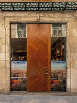 Façana frontal de l'allotjament