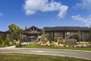 Πρόσοψη καταλύματος