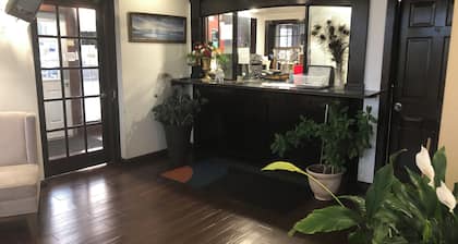 Executive Inn