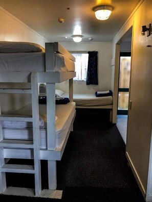 Delad sovsal - Standard (Mixed 7- Bed Dorm) | Gratis wi-fi och sängkläder