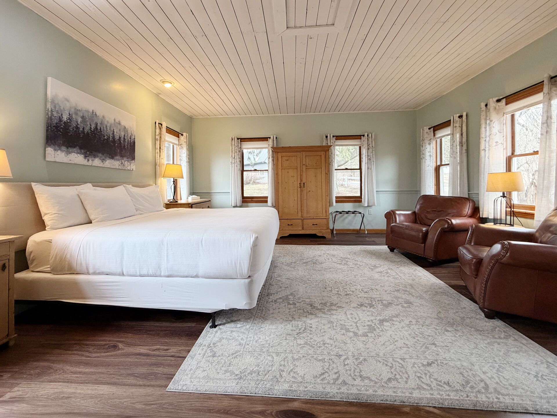 Suite Premium, 2 chambres, patio, vue montagne | Literie de qualité supérieure, couette en duvet d'oie