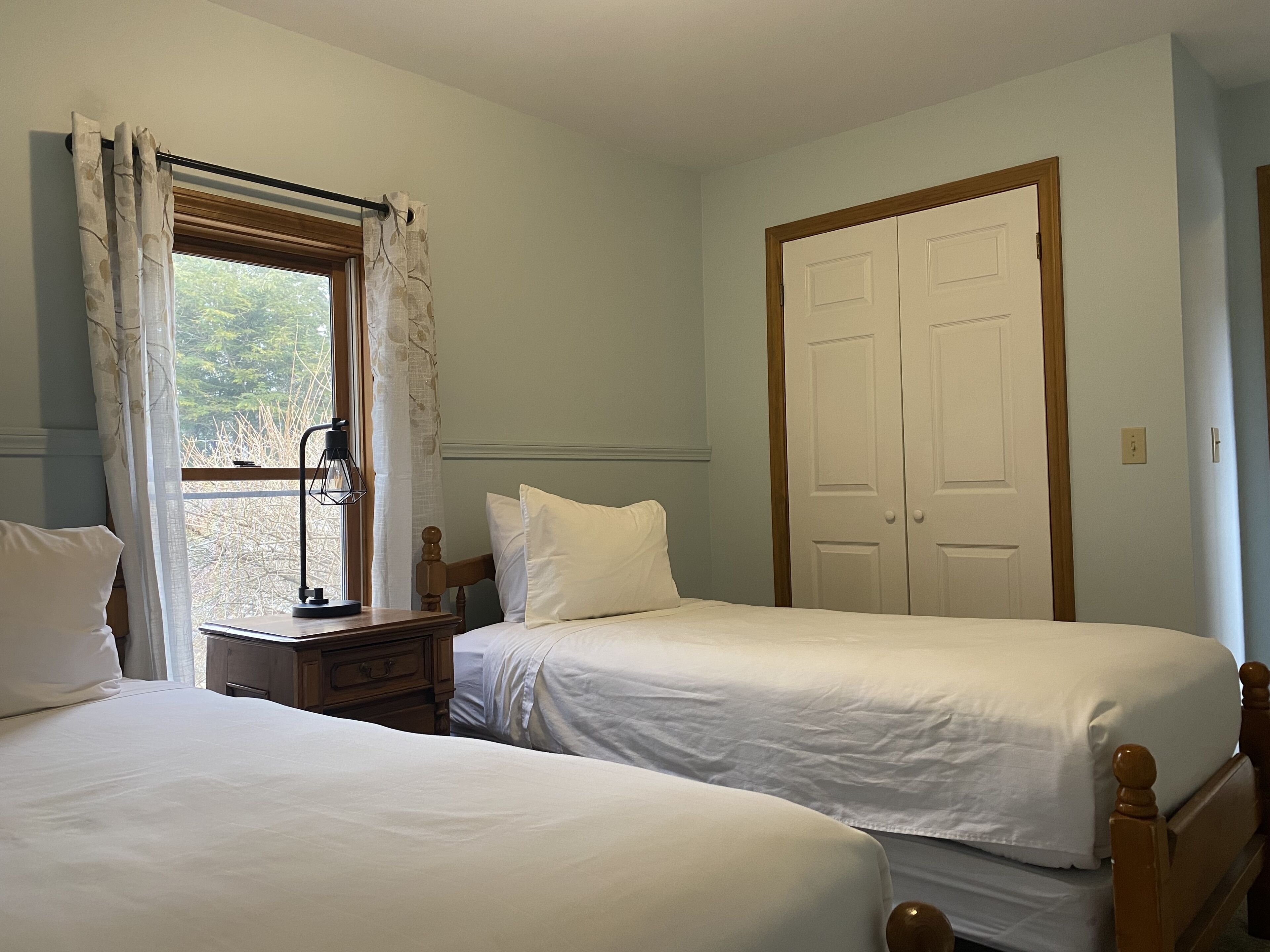 Beltway View Suite w/patio | Premium bedding, down comforters, individually decorated