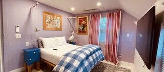 地铁咖啡厅酒店