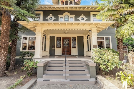 Fachada da propriedade