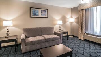 Sengetøy av topp kvalitet, senger med overmadrass og skrivebord