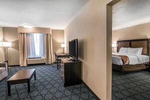 Premium bedding, pillowtop beds, desk, laptop workspace